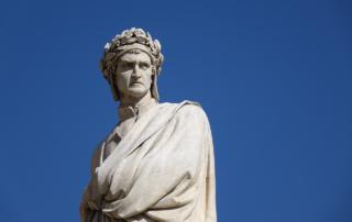 Statua di Dante Alighieri